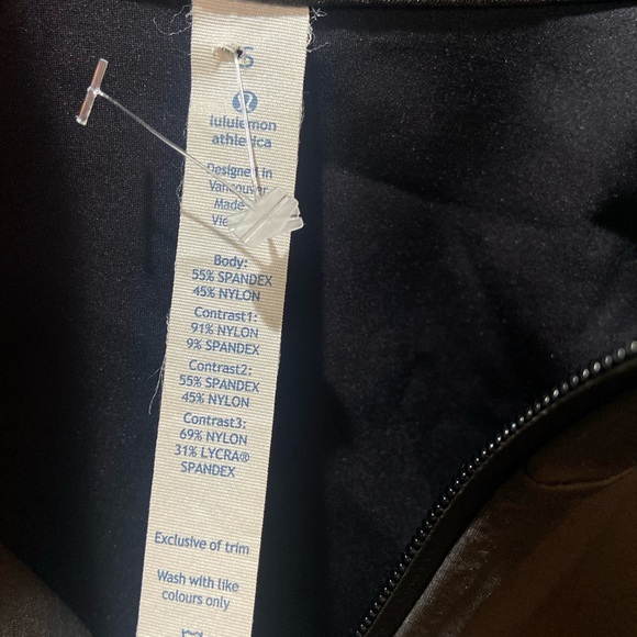 Men Full Zip - Lulemon Jacket - Picture 5 of 13